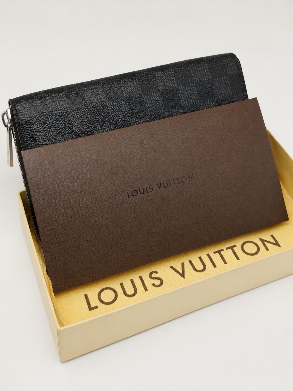 Louis Vuitton Damier Graphite Zippy Wallet Black Full Set Box